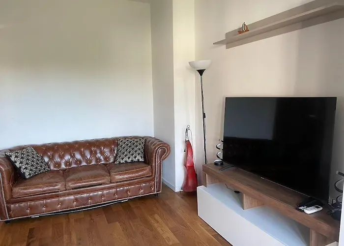 Bella Vista Apartment *